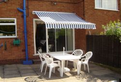 Standard 1.5m Blue and White Stripe Manual Awning